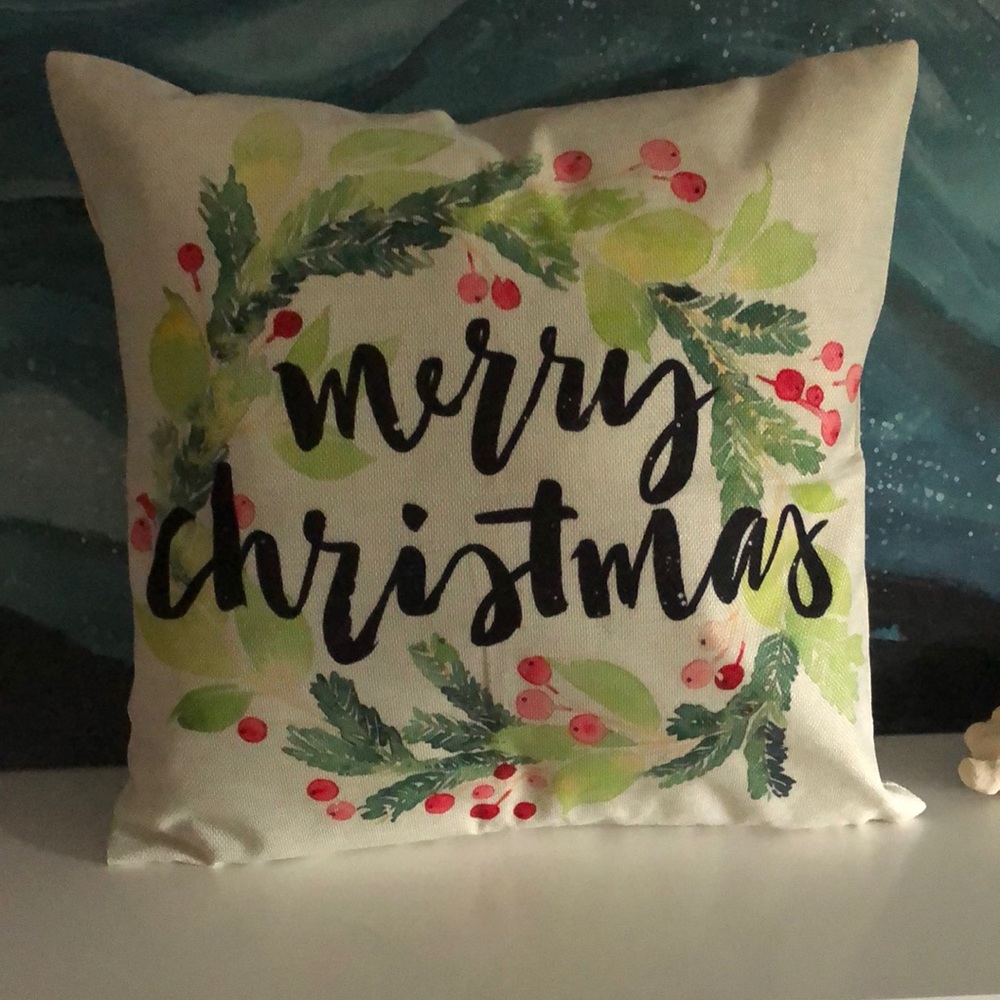 Christmas Wreath decorative holiday throw accent pillow cushion cover NWOT 17.5”